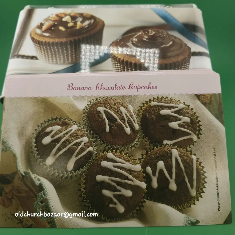 Cupcakes Recipe Tin Box Full Of Recipes Cards Kitchen Collectible Cook Book